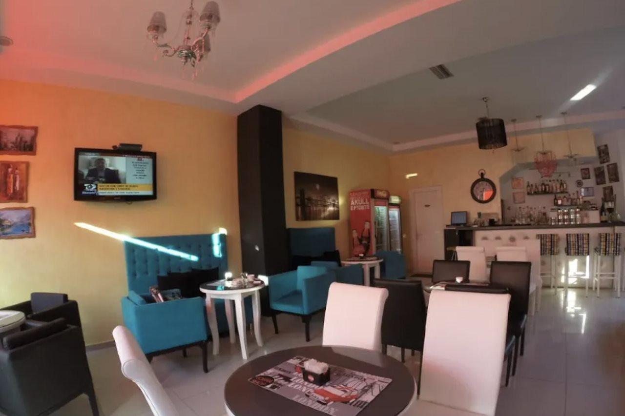 Hotel Serenity Tirana Exteriör bild