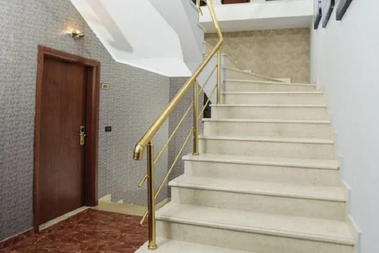 Hotel Serenity Tirana Exteriör bild