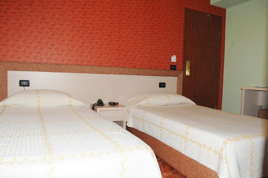Hotel Serenity Tirana Exteriör bild