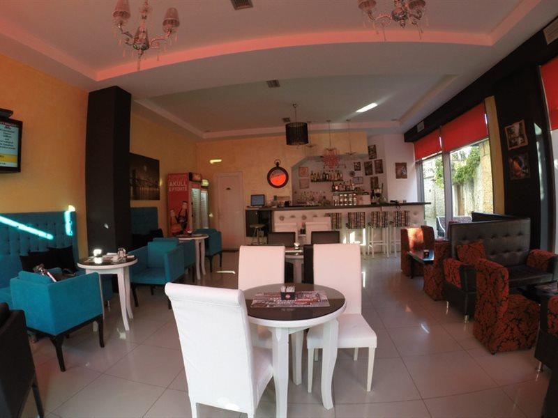Hotel Serenity Tirana Exteriör bild